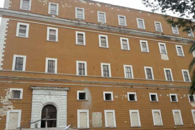 Il Comune cerca un immobile in affitto: ma non dovevamo recuperare e ricostruire?